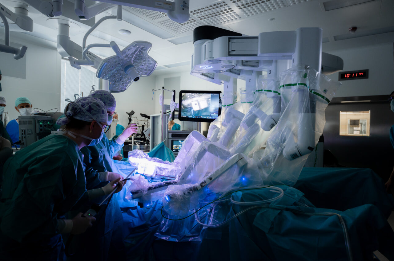 N BORY ROBOTICKA OPERACIA lowres 1257